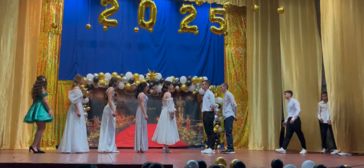 https://www.facebook.com/100017773784651/videos/pcb.1061894425306678/714270418211162